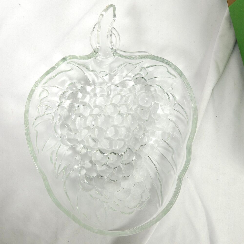Vtg INDIANA GLASS Crystal Glass SALAD Serving BOWL Only w/ Original Box‎ 0819